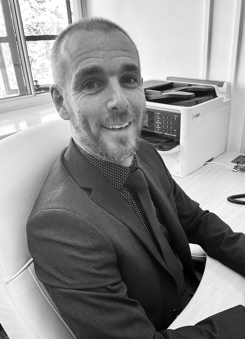 Grant Lowes